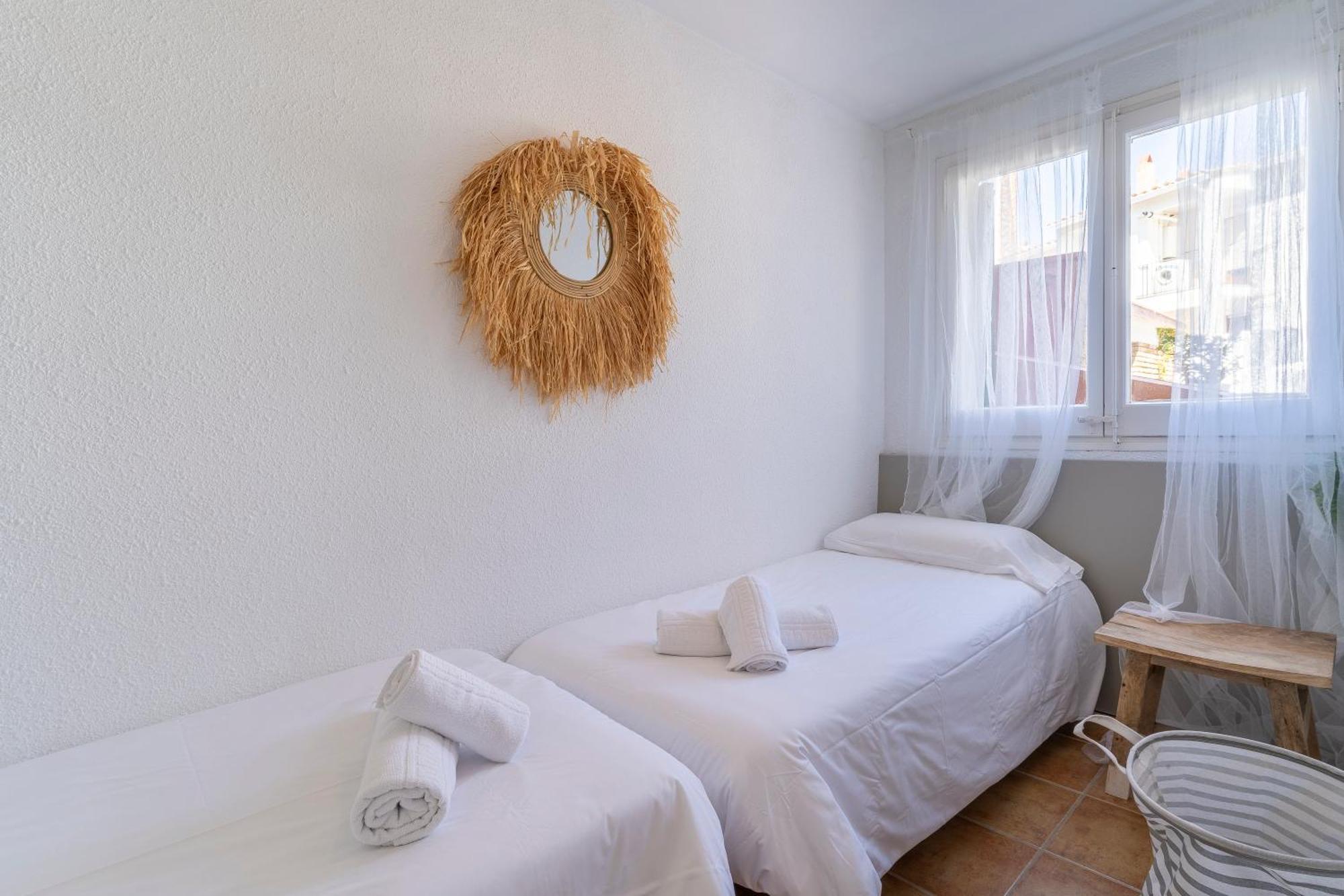 קאלייה דה פאלאפרוג'ל Apartamentos Casa Marea Calella Palafrugell Con Parking מראה חיצוני תמונה